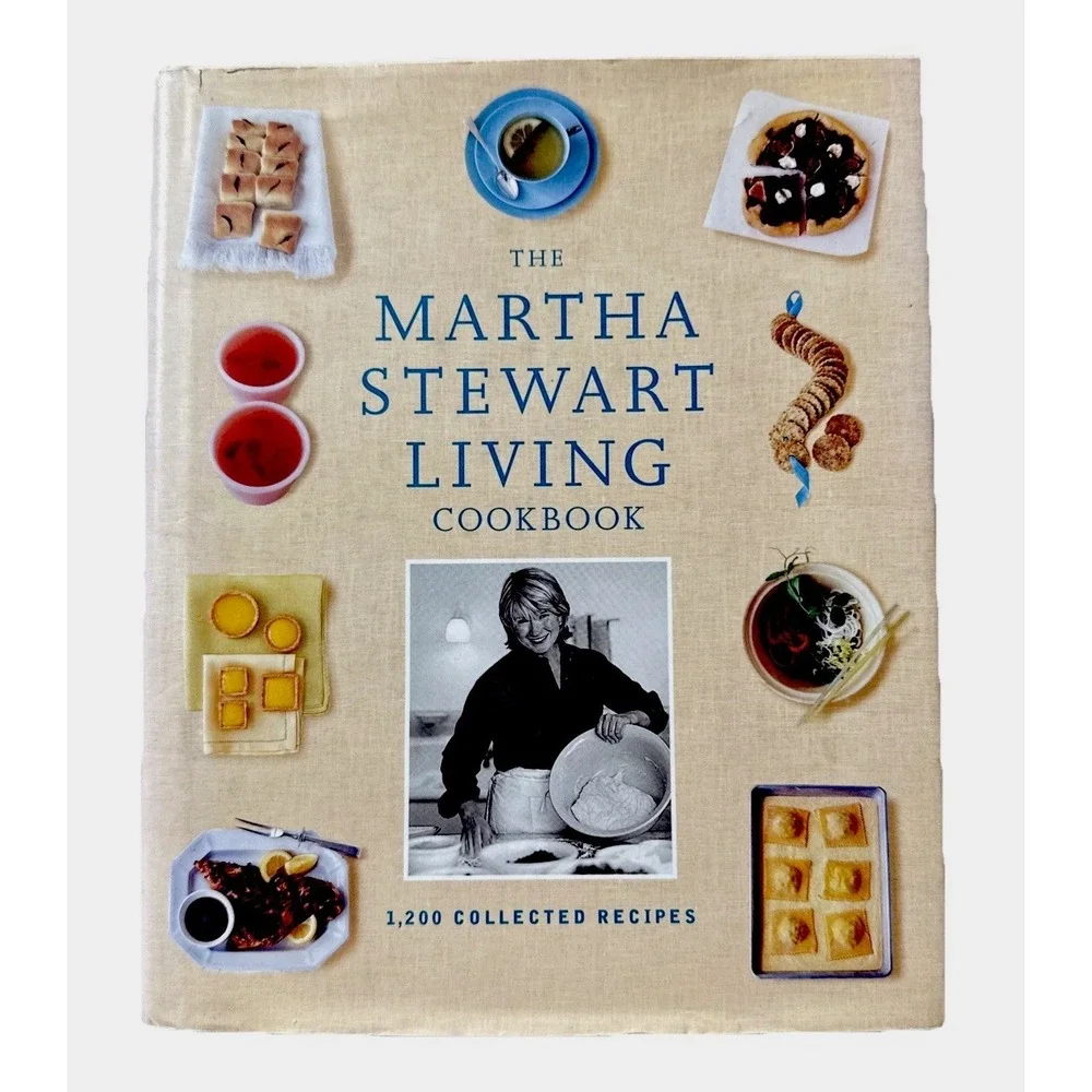 The‎ Martha Stewart Living Cookbook 1200 Collected Recipes 2000 First Edition